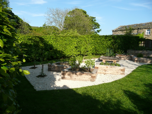 Raised Oak Sleeper Planters